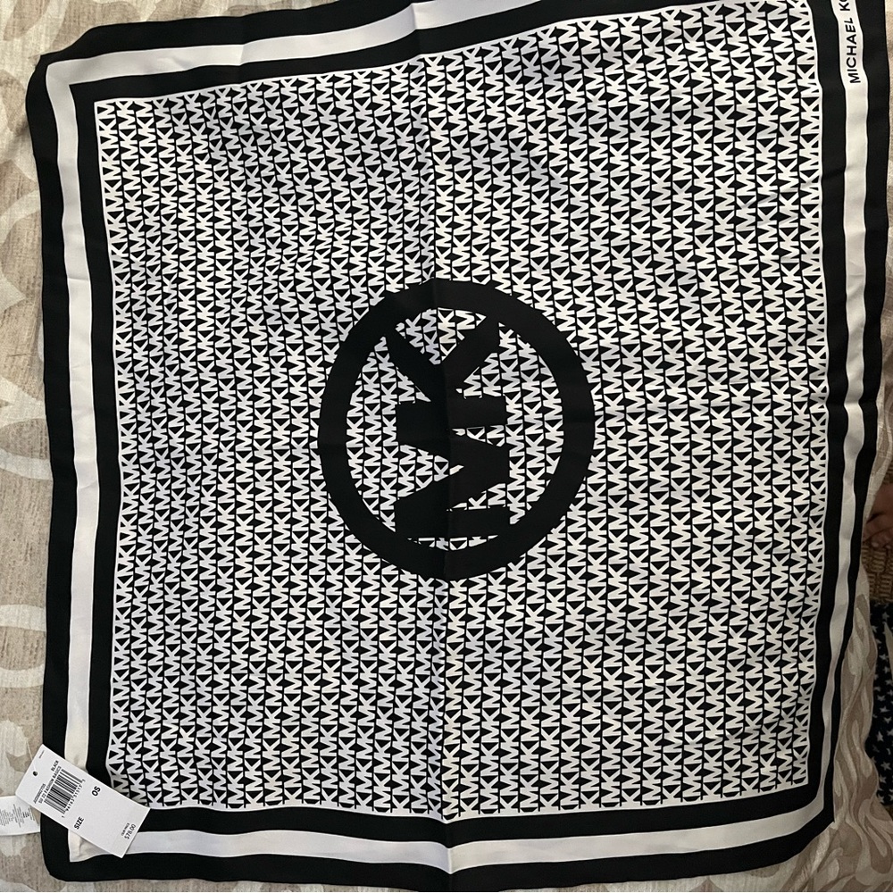Michael Kors scarf